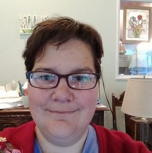 Meet your Posher, Elizabeth